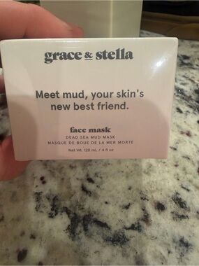 grace & stella Pink Dead Sea Mud Face Mask - Gentle Cleansing Formula